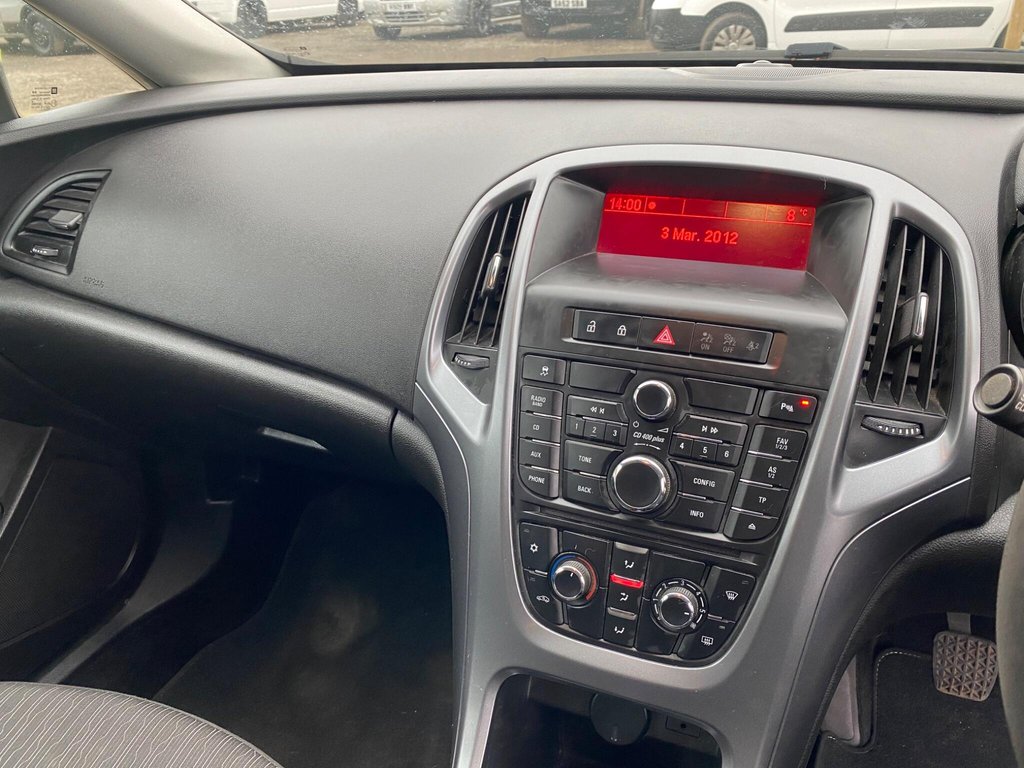 Used Vauxhall Astra 2015 for sale - 77795057: Photo 7