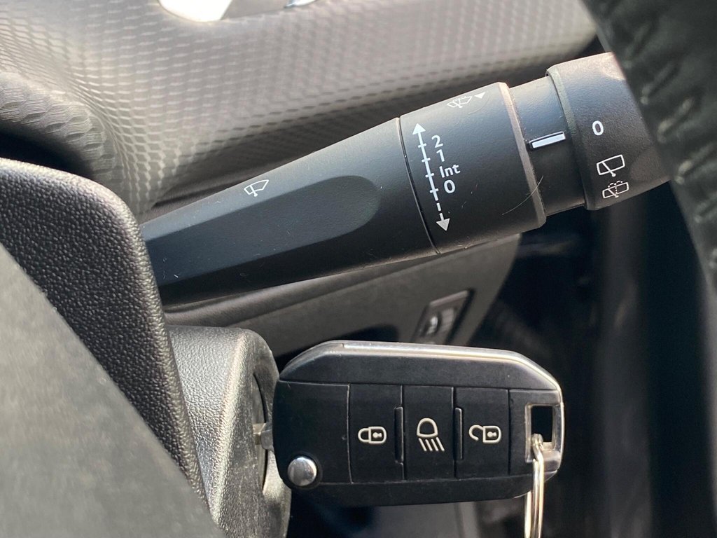 Used Peugeot 2008 2017 for sale - 77269060: Photo 38