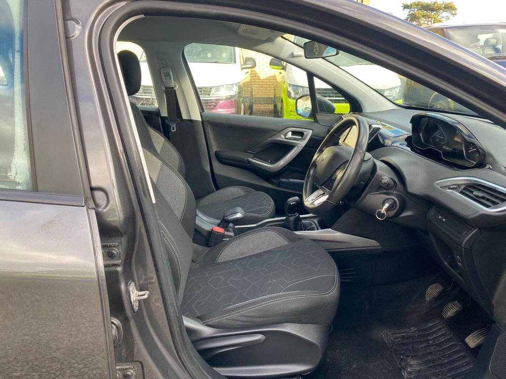 Used Peugeot 2008 2017 for sale - 77269060: Photo 7