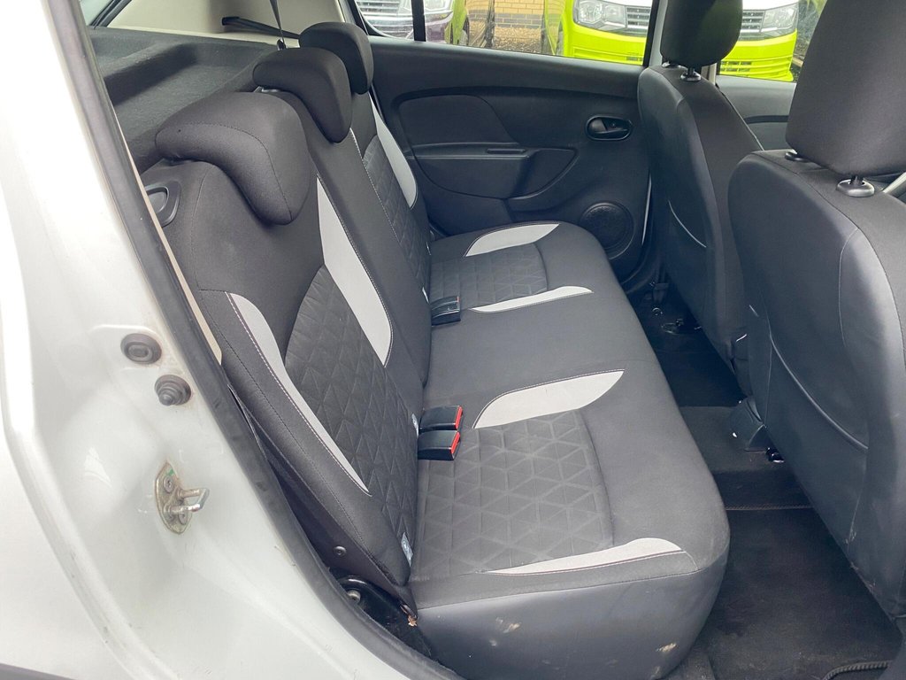 Used Dacia Sandero Stepway 2014 for sale - 77534552: Photo 10