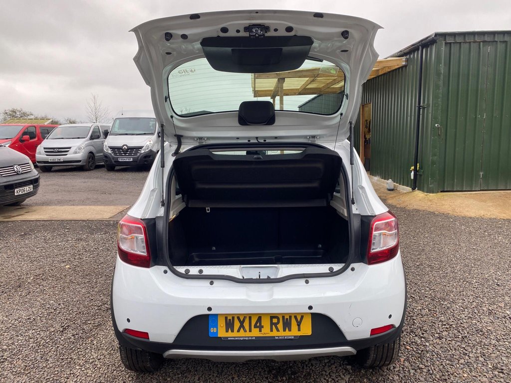 Used Dacia Sandero Stepway 2014 for sale - 77534552: Photo 14