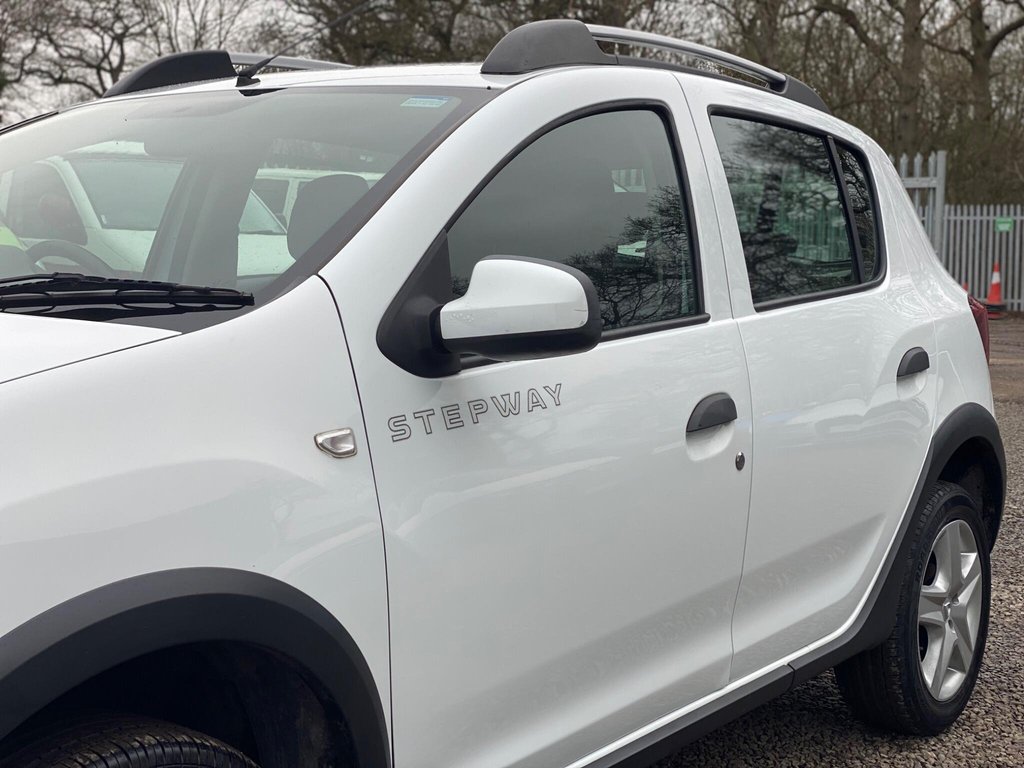 Used Dacia Sandero Stepway 2014 for sale - 77534552: Photo 26