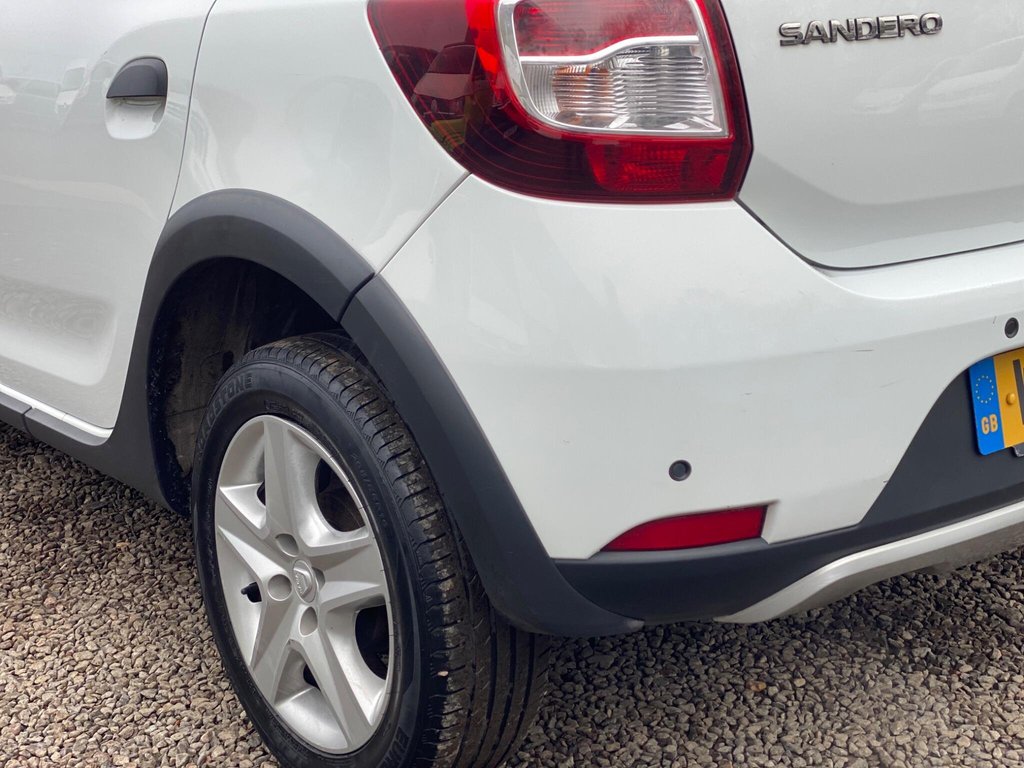 Used Dacia Sandero Stepway 2014 for sale - 77534552: Photo 27