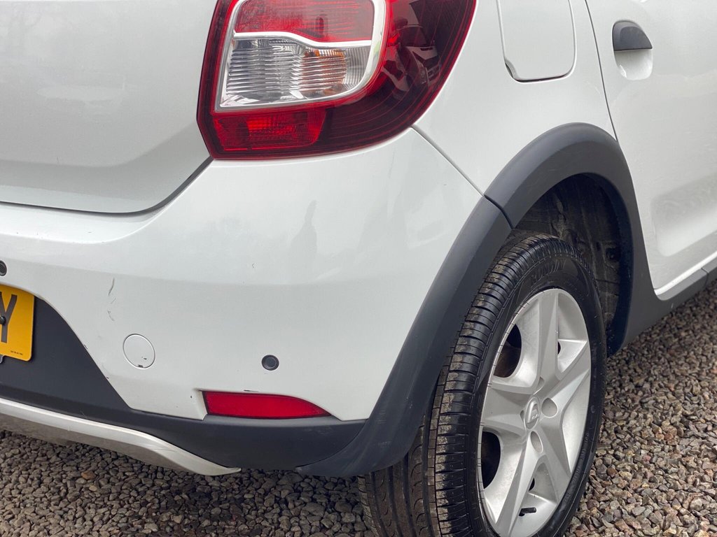 Used Dacia Sandero Stepway 2014 for sale - 77534552: Photo 29