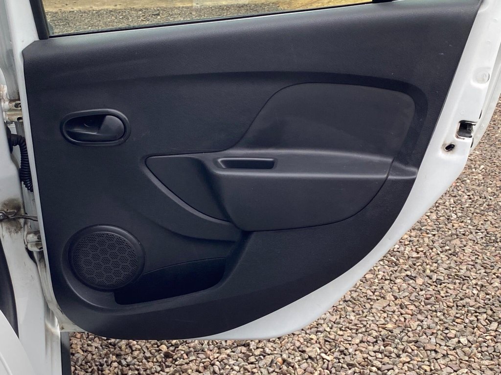 Used Dacia Sandero Stepway 2014 for sale - 77534552: Photo 46