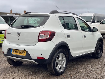 Used Dacia Sandero Stepway 2014 for sale - 77534552: Photo