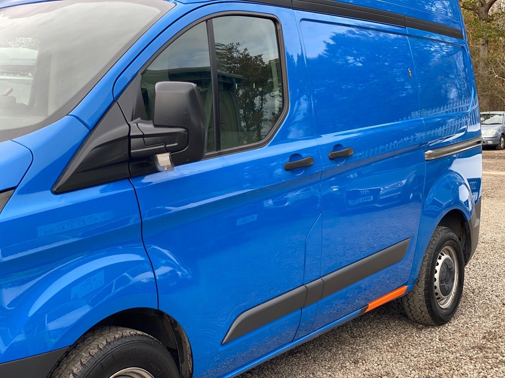 Used Ford Transit Custom 2015 for sale - 76482284: Photo 25