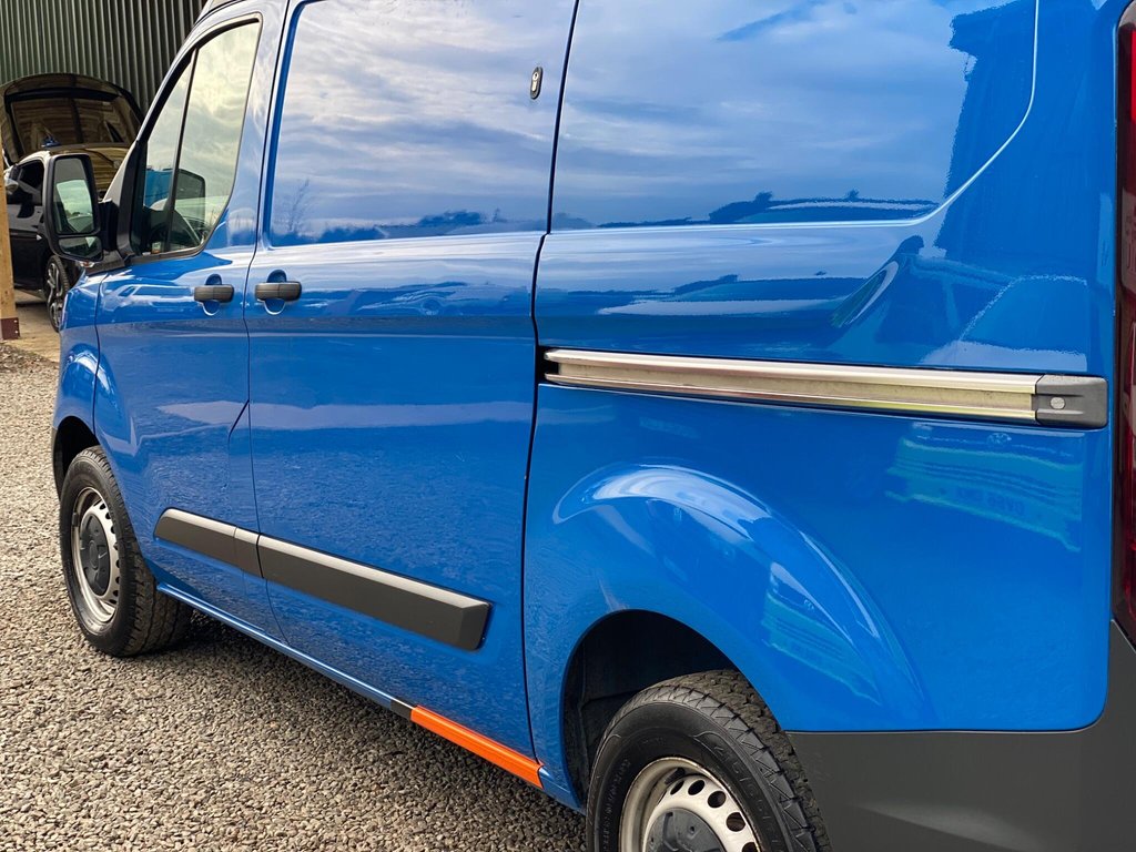 Used Ford Transit Custom 2015 for sale - 76482284: Photo 28