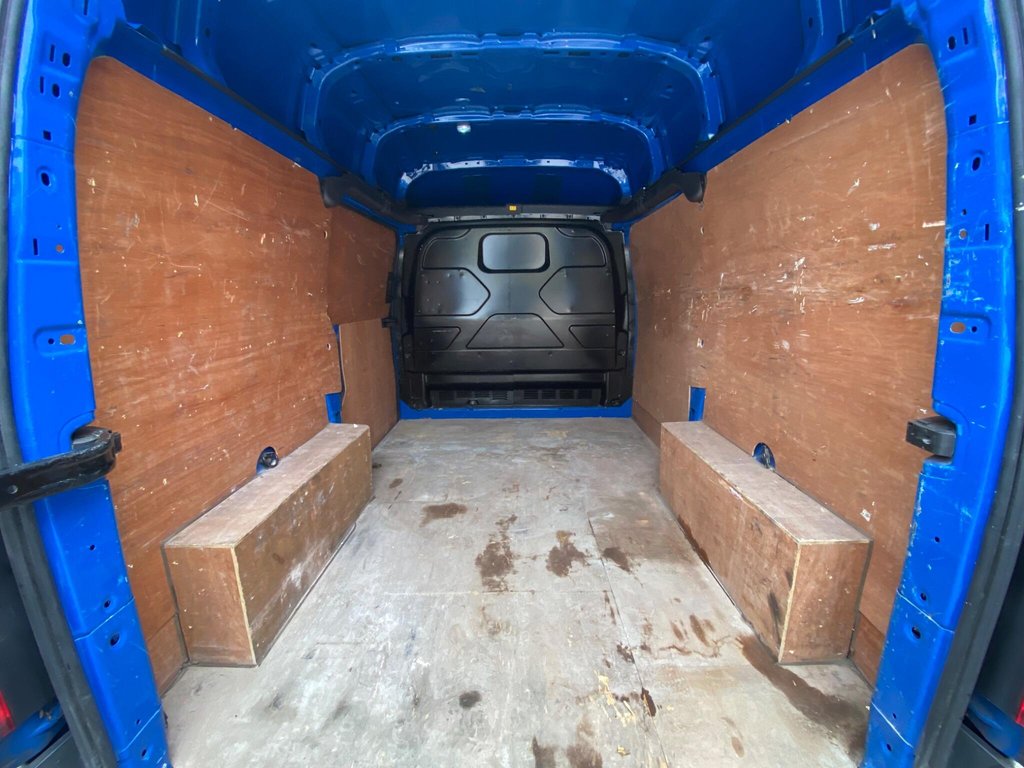 Used Ford Transit Custom 2015 for sale - 76482284: Photo 9