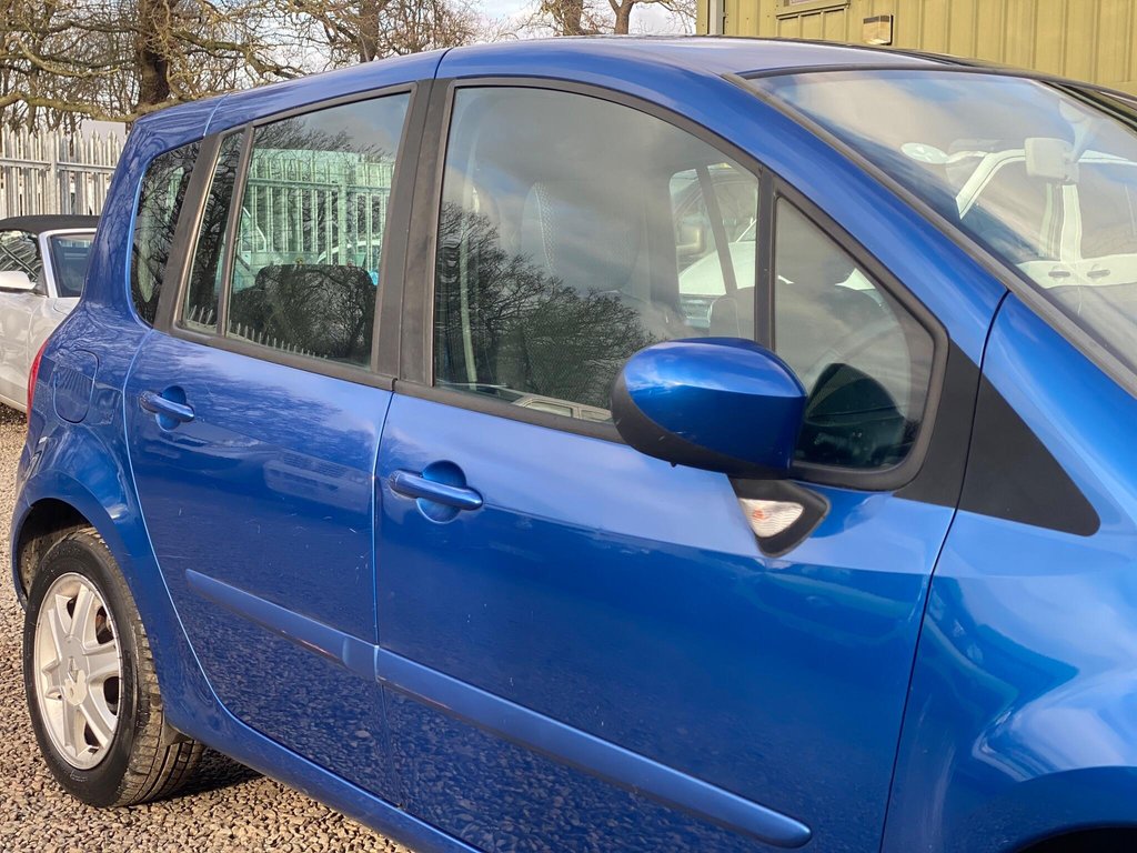 Used Renault Grand Modus 2010 for sale - 77499162: Photo 22