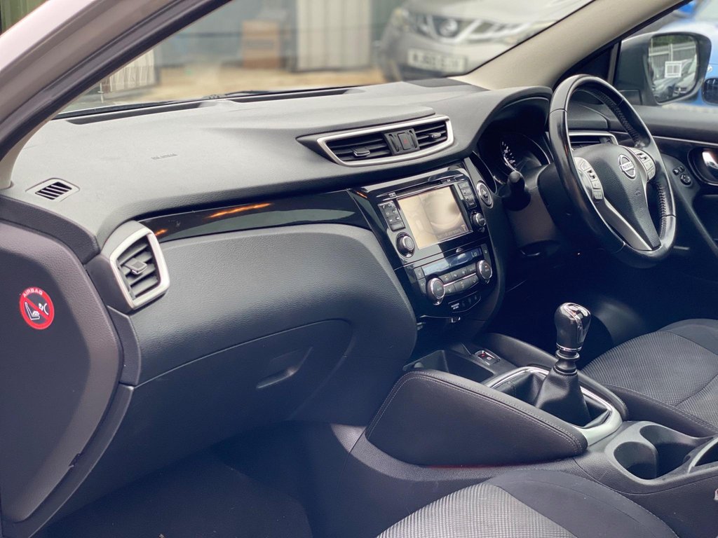 Used Nissan Qashqai 2015 for sale - 76048323: Photo 15