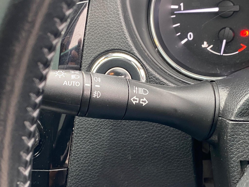 Used Nissan Qashqai 2015 for sale - 76048323: Photo 31