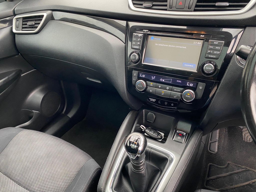 Used Nissan Qashqai 2015 for sale - 76048323: Photo 33