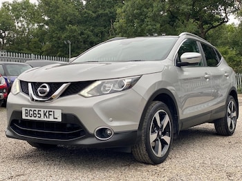 Used Nissan Qashqai 2015 for sale - 76048323: Photo 3