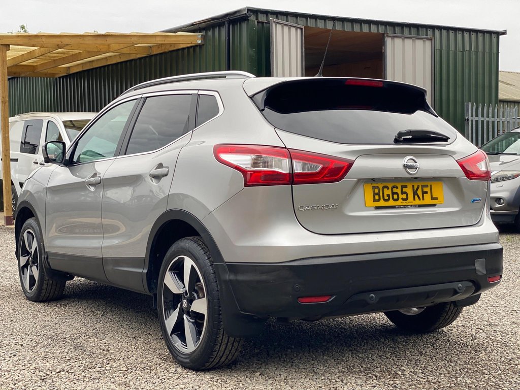 Used Nissan Qashqai 2015 for sale - 76048323: Photo 4