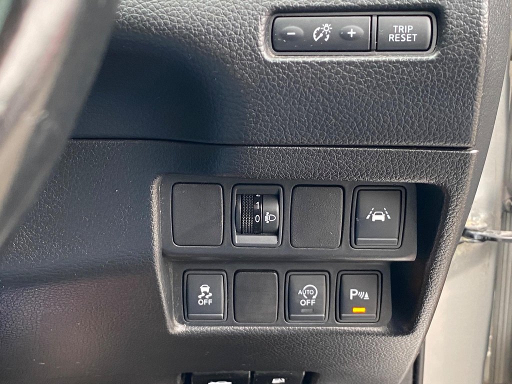 Used Nissan Qashqai 2015 for sale - 76048323: Photo 43