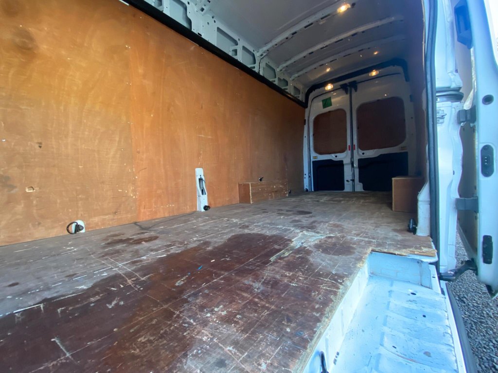 Used Ford Transit 2015 for sale - 76751259: Photo 12