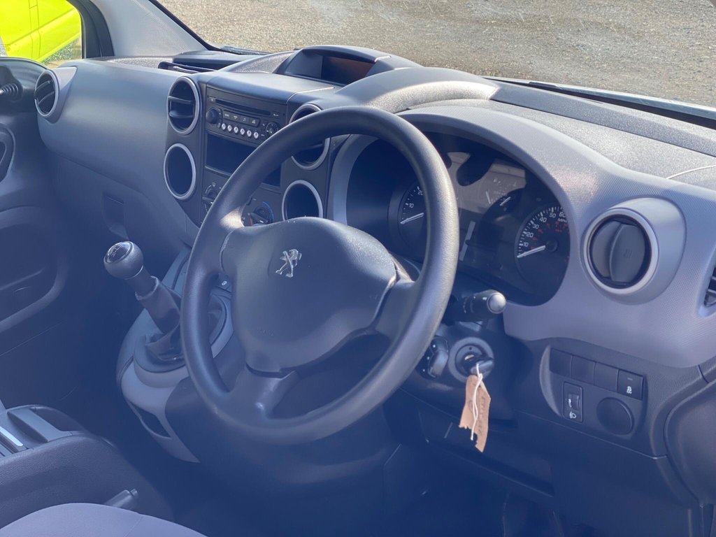 Used Peugeot Partner 2015 for sale - 77891240: Photo 28