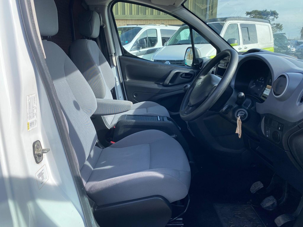 Used Peugeot Partner 2015 for sale - 77891240: Photo 6