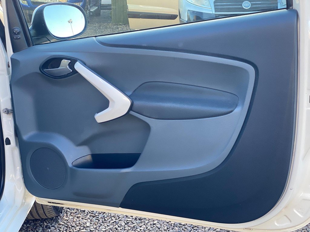 Used Ford Ka 2012 for sale - 77080463: Photo 40