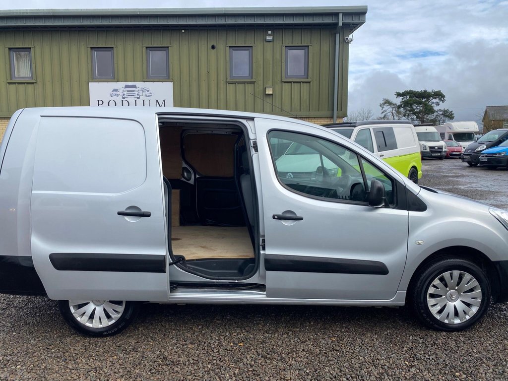Used Citroen Berlingo 2015 for sale - 78212561: Photo 11