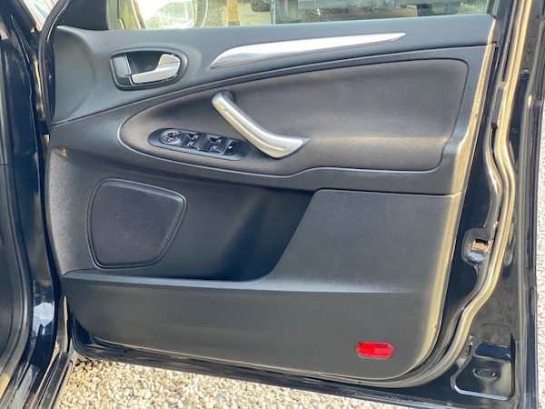 Used Ford S-Max 2012 for sale - 76261448: Photo 46