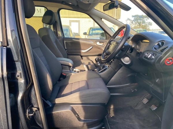 Used Ford S-Max 2012 for sale - 76261448: Photo 8
