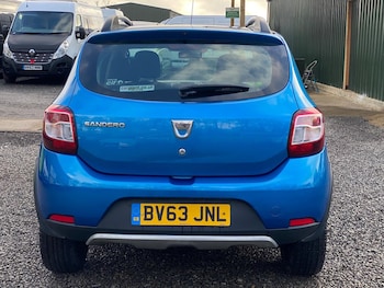 Used Dacia Sandero Stepway 2014 for sale - 79327920: Photo