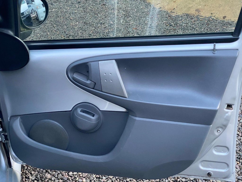 Used Toyota AYGO 2009 for sale - 76784043: Photo 41