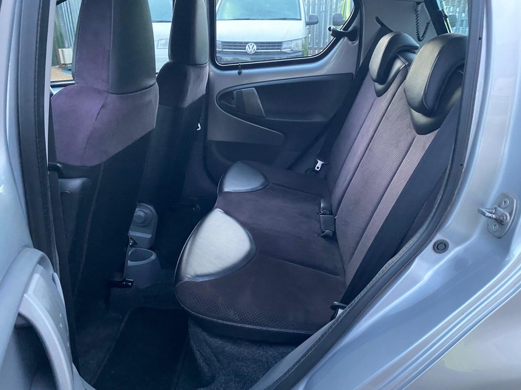 Used Toyota AYGO 2009 for sale - 76784043: Photo 49