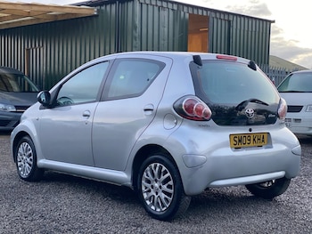 Used Toyota AYGO 2009 for sale - 76784043: Photo