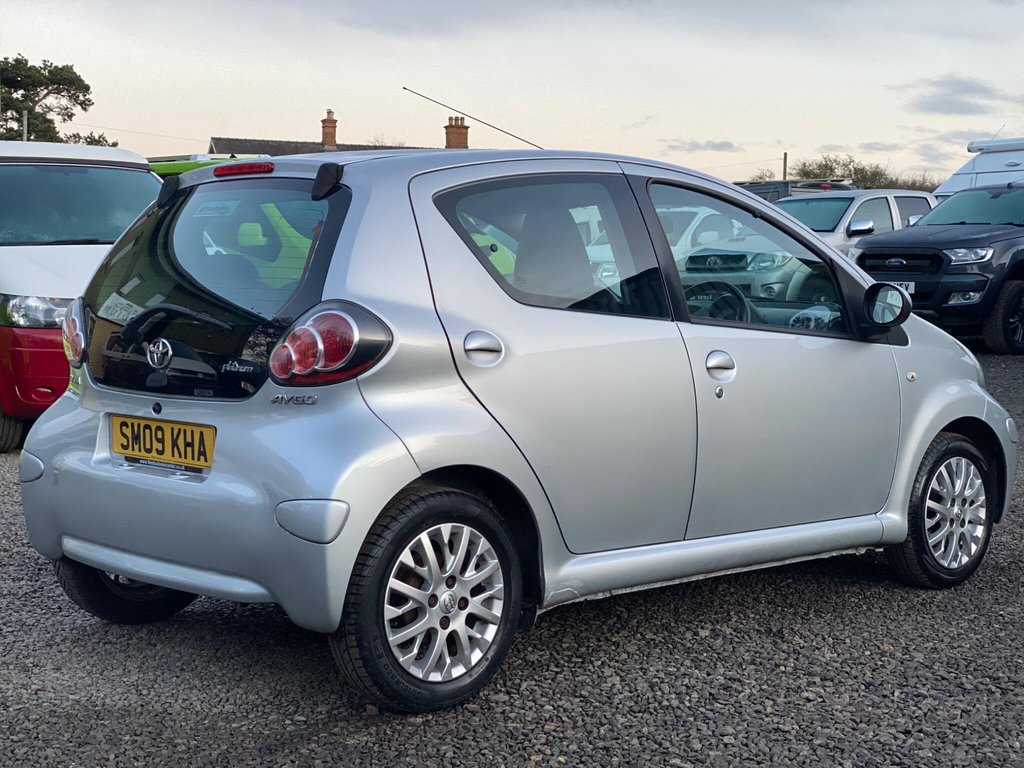 Used Toyota AYGO 2009 for sale - 76784043: Photo 5