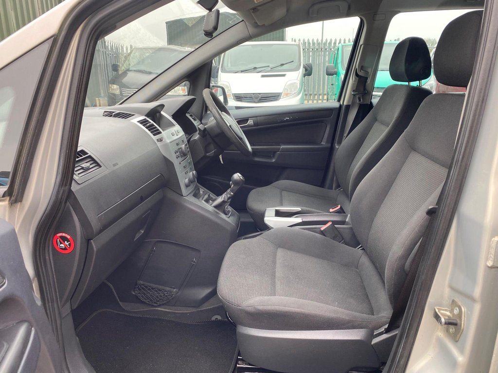 Used Vauxhall Zafira 2009 for sale - 77780488: Photo 20