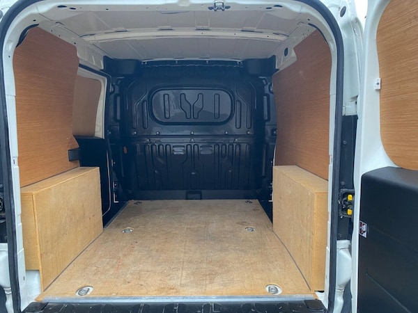 Used Vauxhall Combo 2018 for sale - 76210783: Photo 10