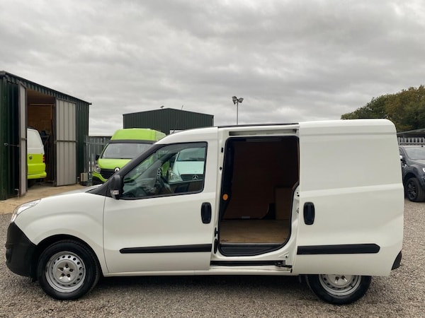 Used Vauxhall Combo 2018 for sale - 76210783: Photo 12