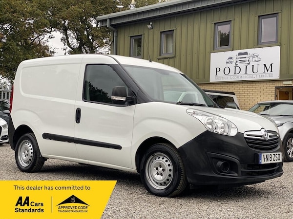 Used Vauxhall Combo 2018 for sale - 76210783: Photo 1