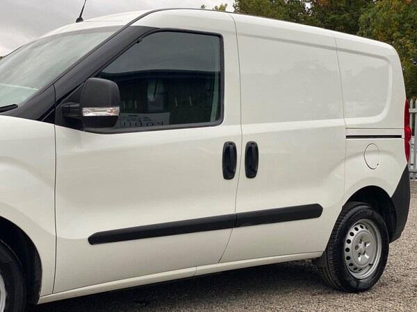 Used Vauxhall Combo 2018 for sale - 76210783: Photo 26