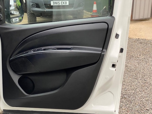Used Vauxhall Combo 2018 for sale - 76210783: Photo 43