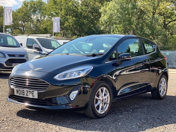 Used Ford Fiesta 2018 for sale - 79345800: Photo