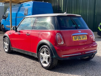 Used MINI Hatch 2006 for sale - 75741838: Photo