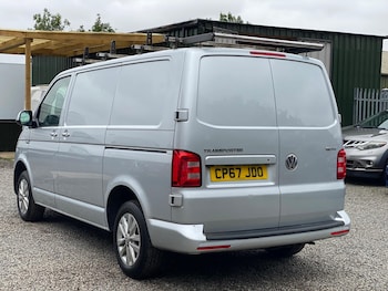 Used Volkswagen Transporter 2017 for sale - 75334484: Photo