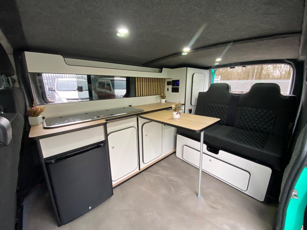 Used Vauxhall Vivaro 2017 for sale - 77588339: Photo 3