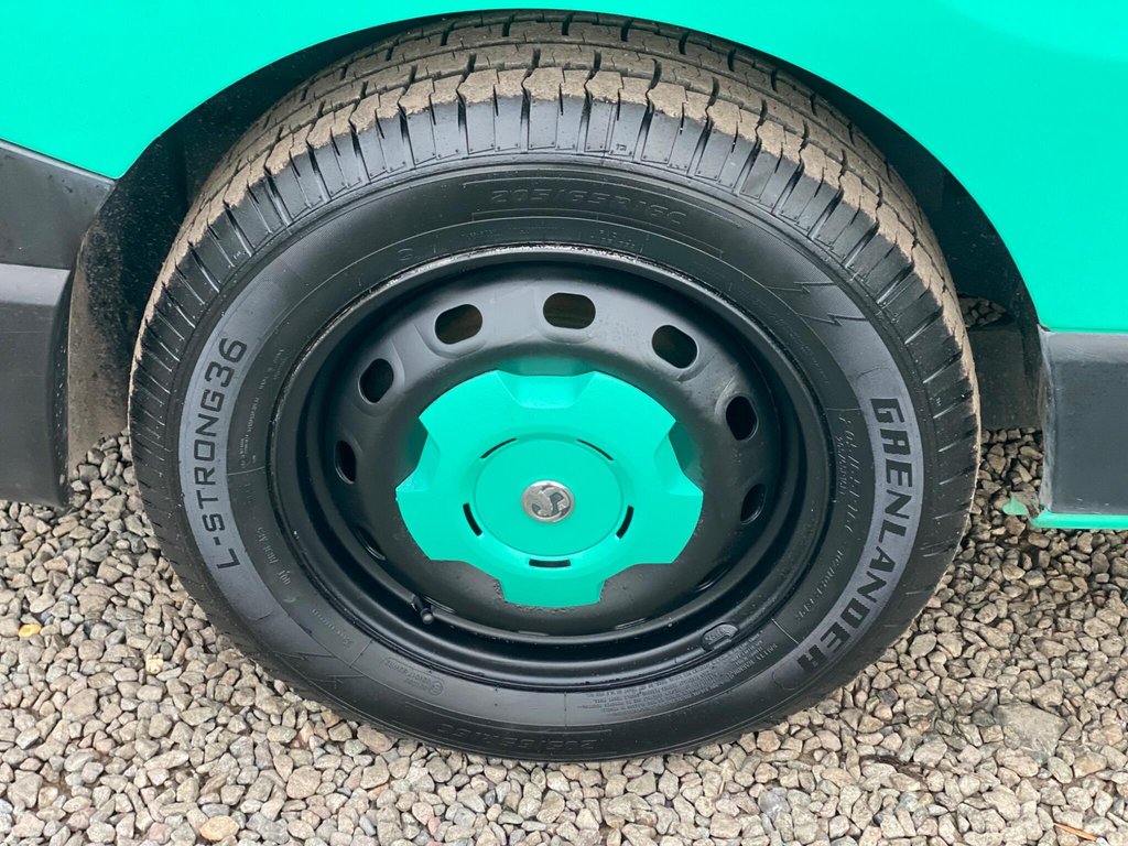 Used Vauxhall Vivaro 2017 for sale - 77588339: Photo 35