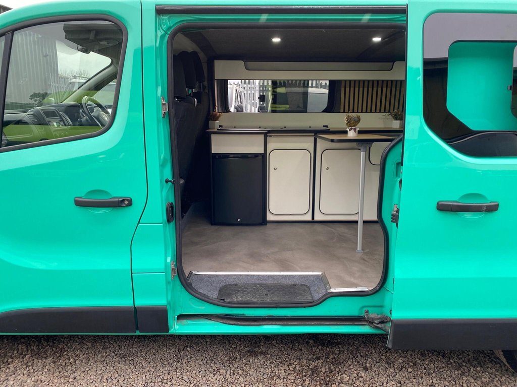 Used Vauxhall Vivaro 2017 for sale - 77588339: Photo 43