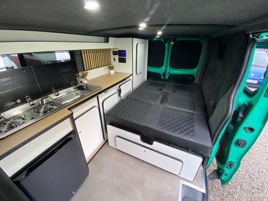 Used Vauxhall Vivaro 2017 for sale - 77588339: Photo 9