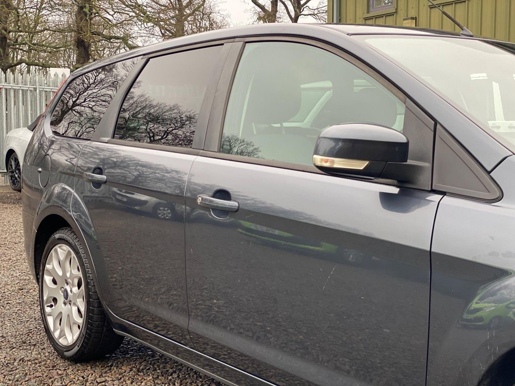 Used Ford Focus 2010 for sale - 77293302: Photo 22