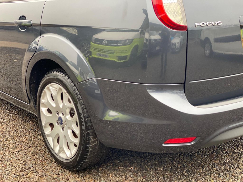 Used Ford Focus 2010 for sale - 77293302: Photo 25