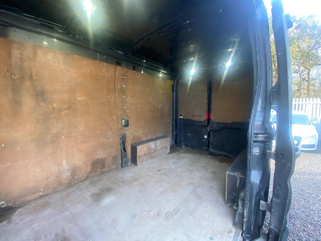 Used Ford Transit 2017 for sale - 76509531: Photo 46