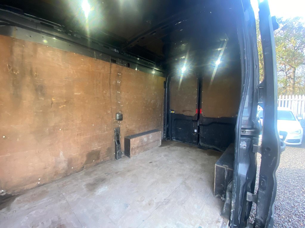 Used Ford Transit 2017 for sale - 76509531: Photo 9