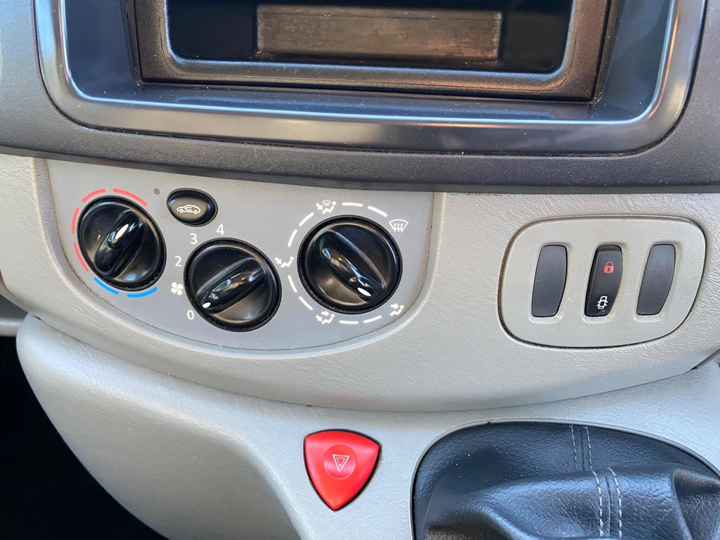 Used Vauxhall Vivaro 2013 for sale - 76655356: Photo 33